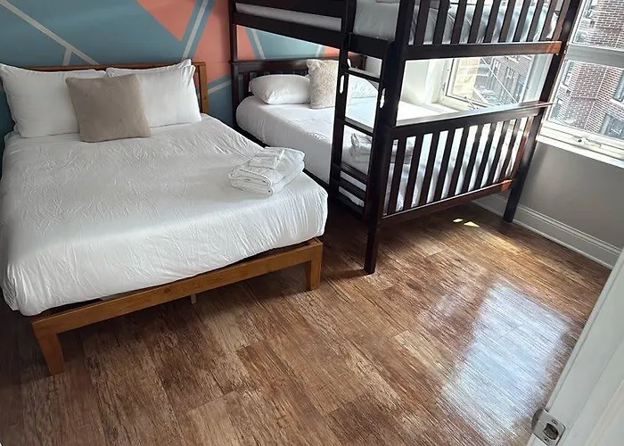 1 Garage Parking, Skyline Rooftop, Pingpong, Balcony *